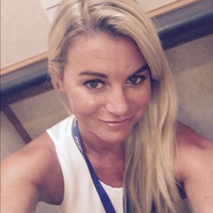 Meet your Posher, Jacqueline